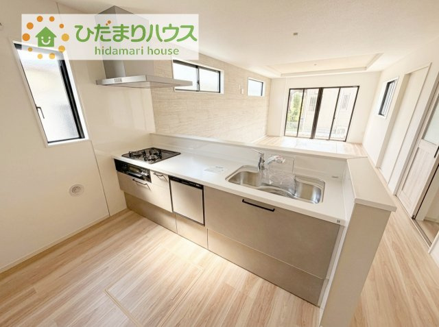 【キッチン】 | 牛久市田宮6期　新築戸建 | 料理をしながらでも、ご家族との会話を楽しめる対面式キッチン♪