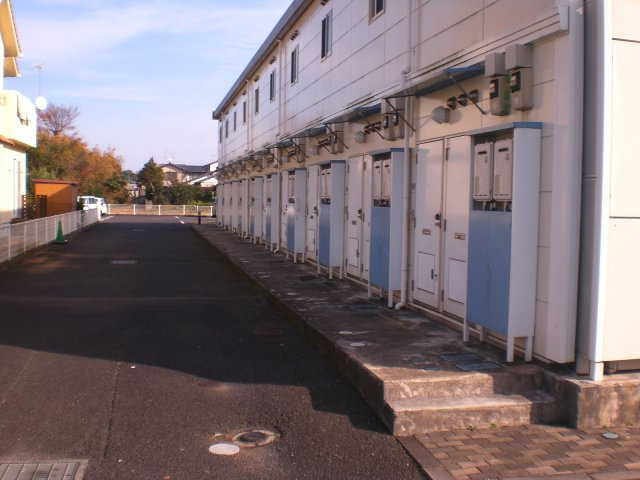 レオパレスKⅡの駐車場