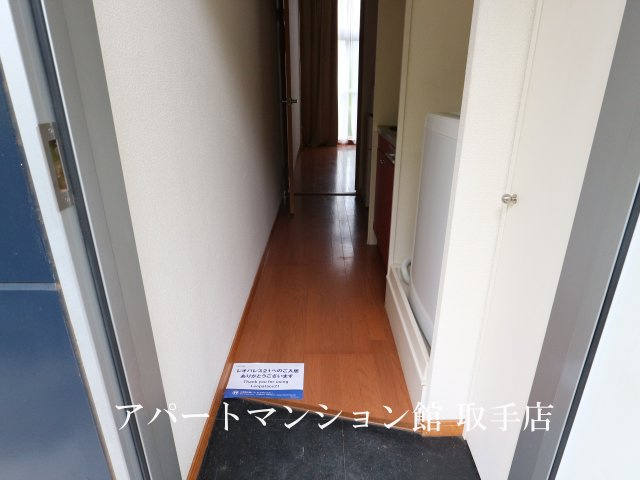 レオパレスラーク取手の玄関|画像6