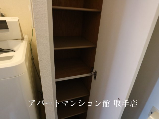 レオパレスラーク取手の収納|画像7