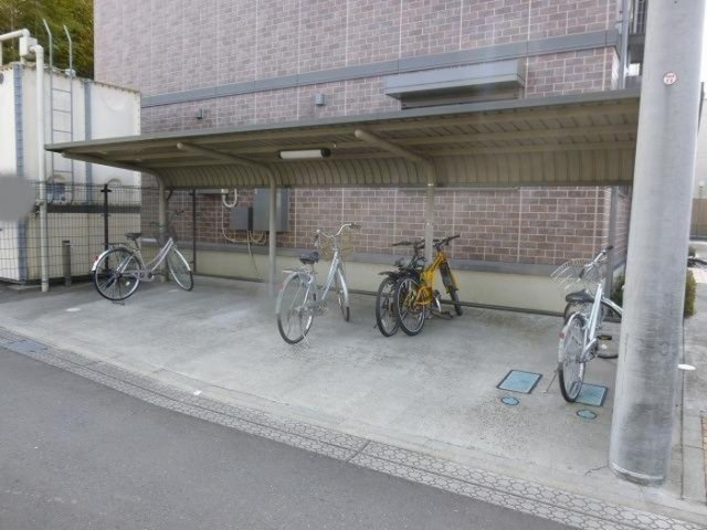 ヴァン・ボヌールのその他共用部分|駐輪場