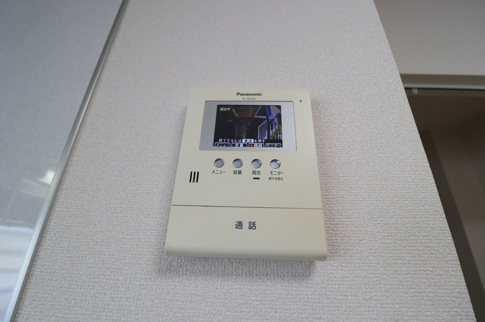 メゾン森PartⅠ・Ⅱの設備|カラーモニター付インターホン（録画機能付）