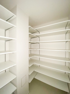 【収納】 | ロイヤルパークス品川 | ※写真は同タイプ住戸です。