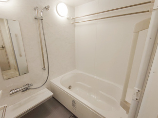 【浴室】 | ロイヤルパークス品川 | ※写真は同タイプ住戸です。