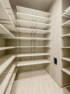 【収納】 | ロイヤルパークス品川 | ※写真は同タイプ住戸です。