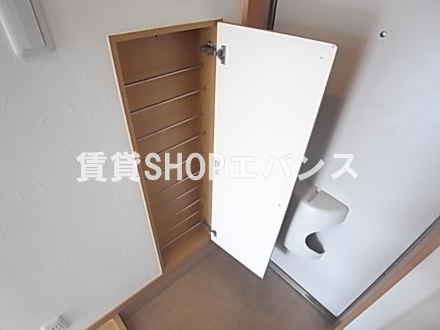  | ラ・マイレ・アレイ