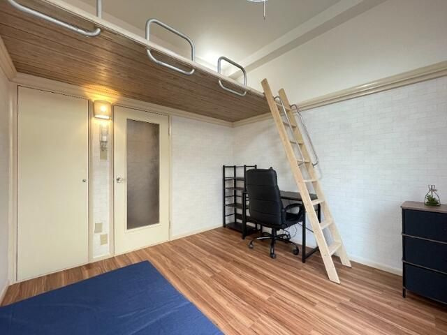【寝室】