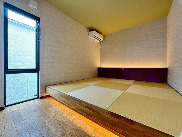 大津市国分2丁目　中古戸建ての和室|小上がり畳でくつろげる、和モダンな癒しの空間