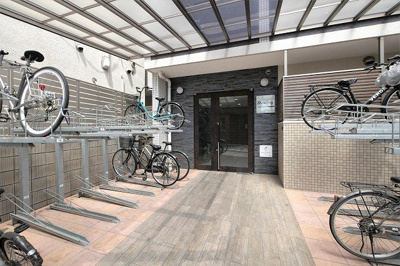 【エントランス】 | ドゥエリング千林商店街 | 落ち着いたエントランスです