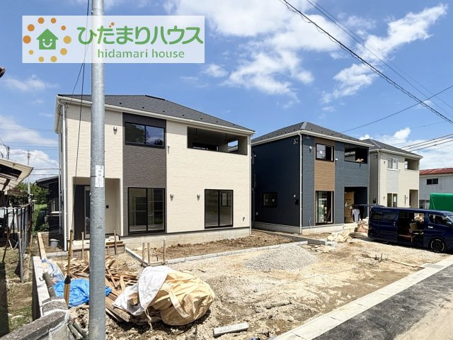 【外観】 | 土浦市小松第7　新築戸建　5号棟 | 白を基調とした明るい印象を受ける外観です！