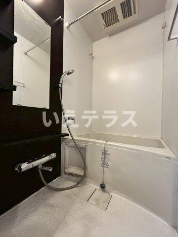 エステムコート神戸ハーバーランド前Ⅶレーベルの浴室
