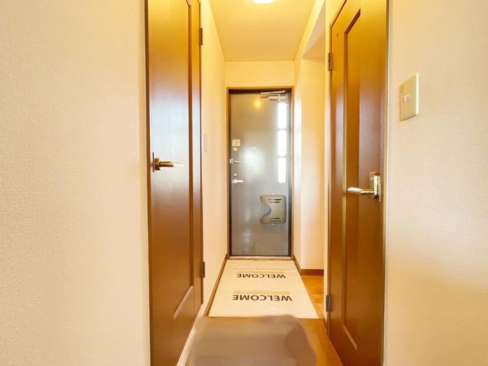 グランディオーレＳの玄関