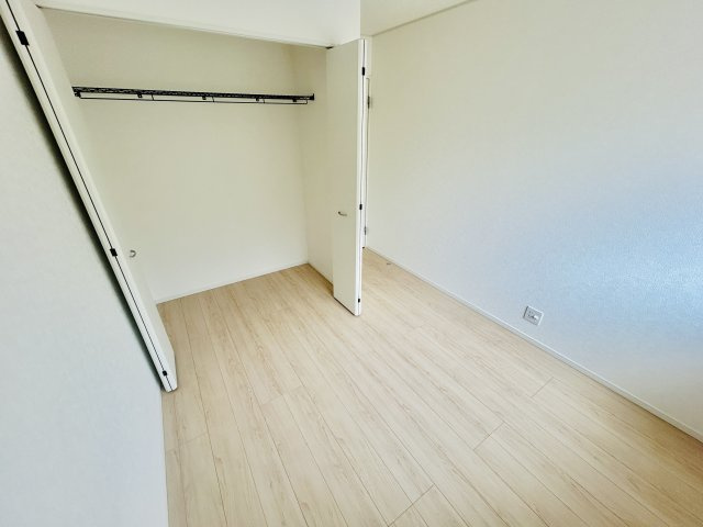 八街市八街ほ第16の洋室