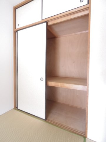新座四季タウンCの収納