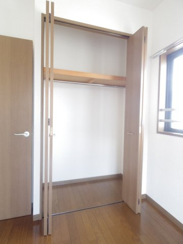 新座四季タウンCの収納