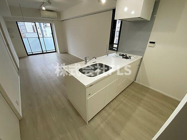 中央区湊３丁目の賃貸マンションのキッチン