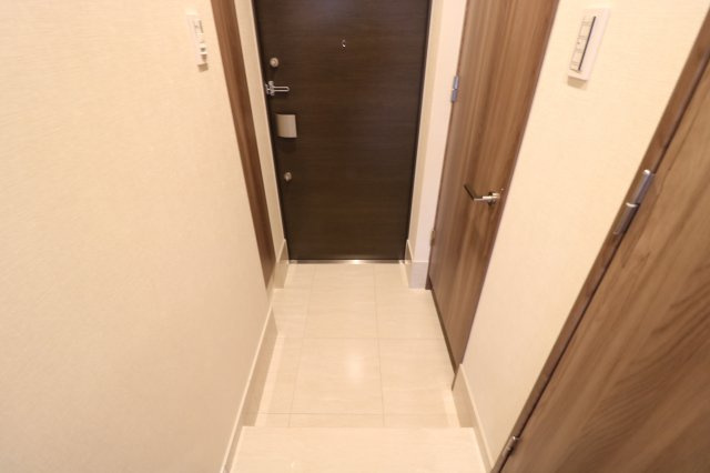 【玄関】