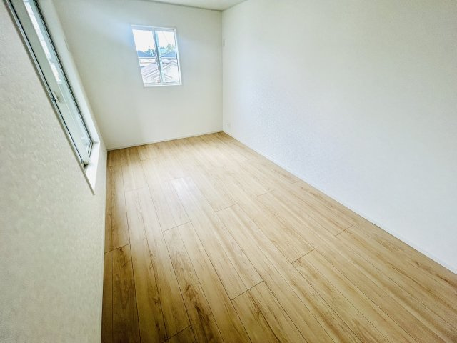 八街市八街ほ第16の洋室