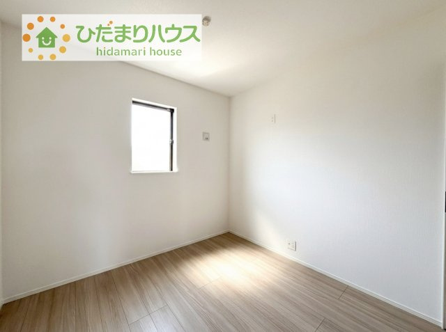 【洋室】 | 取手市野々井第1期　新築戸建　1号棟 | 夏場に心地良いひんやり感はフローリングならでは☆彡