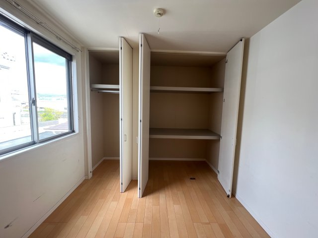 シャーメゾン桜　A棟の収納