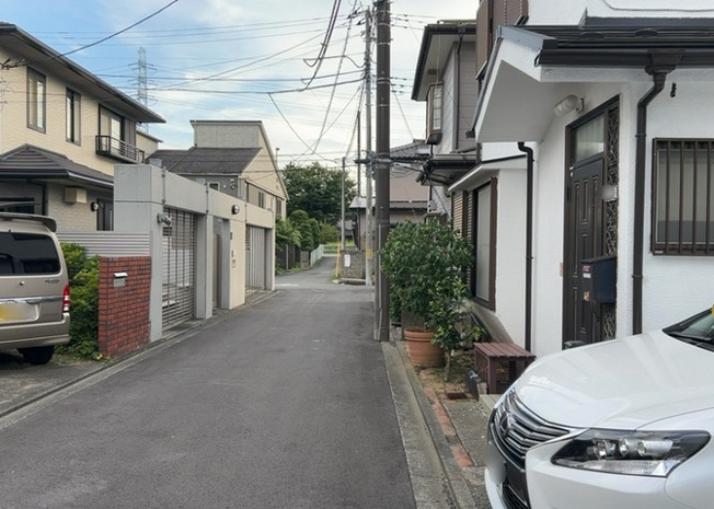 【展望】 | 眺望を気にして物件を探す場合、前面に建物が建っていないか現地で確認しましょう！前面に建物があると景色はもちろん、日当たりや風通しにも影響が出てきます。住んだ時のことを想像しながら現地見学をしましょう。