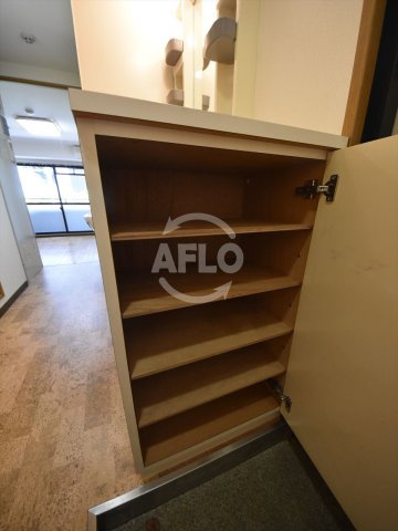 ルミエール備後町の収納|ルミエール備後町　シューズボックス