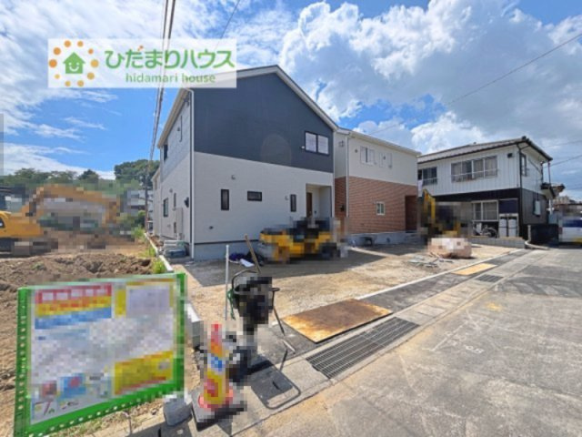 【駐車場】 | 土浦市小松第7　新築戸建　2号棟 | 近隣の物件もまとめてご案内できます(*^^)
お気軽にお問い合わせください♪
