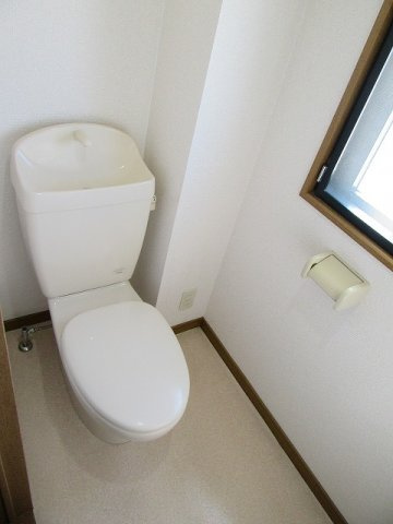 パルテール　ジャスマンのトイレ|清潔感のあるトイレです