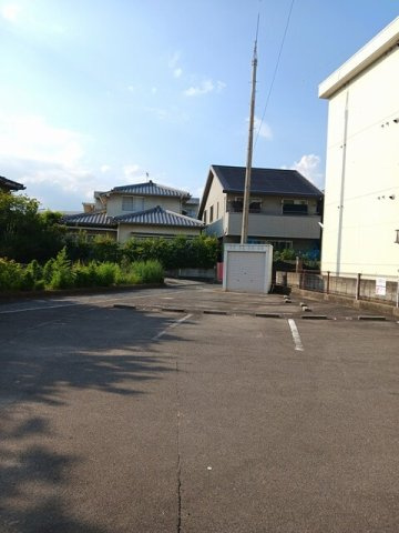 ピアシェ－レ山崎の駐車場|駐車場です