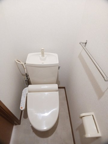 ピアシェ－レ山崎のトイレ|清潔感のあるトイレです
