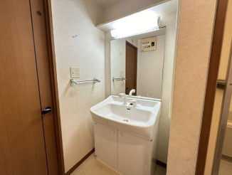 【洗面所】 | トニーコート | 別号室の写真になります。現況優先。