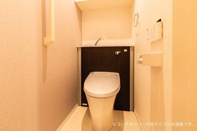 アーバンコート堀越のトイレ|ゆったりとした空間のトイレです