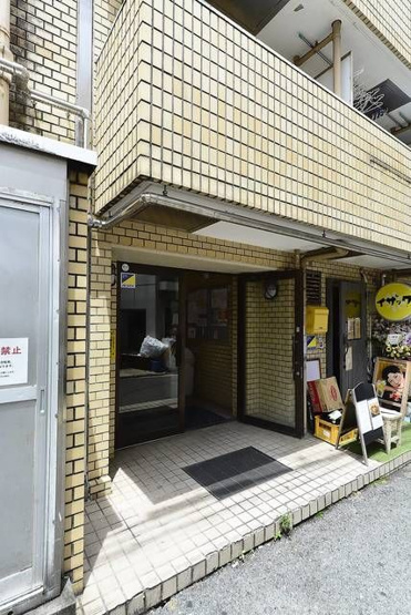 【エントランス】