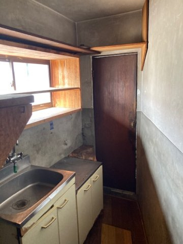 吹田市高浜町店舗付き住宅のキッチン|２階キッチン