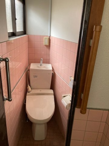 吹田市高浜町店舗付き住宅のトイレ|１階トイレ