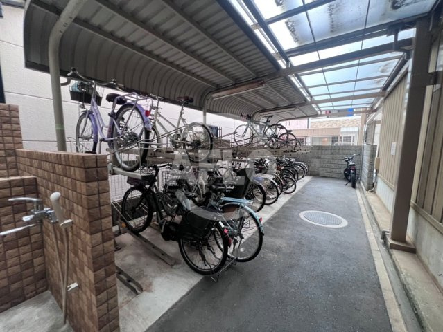 クローバー・プレミア昭和町のその他共用部分|クローバー・プレミア昭和町　駐輪場