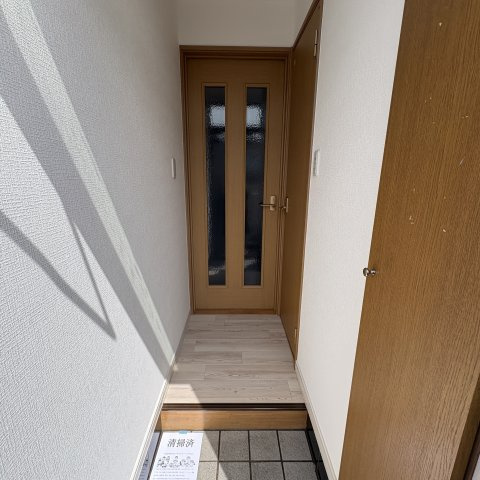 ハイツ大谷の玄関