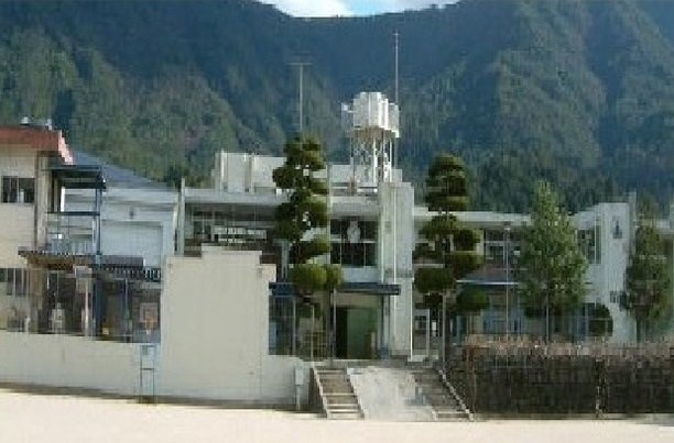 セントラル三田の周辺|三田小学校まで300m