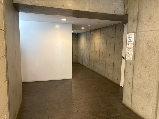 【ロビー】