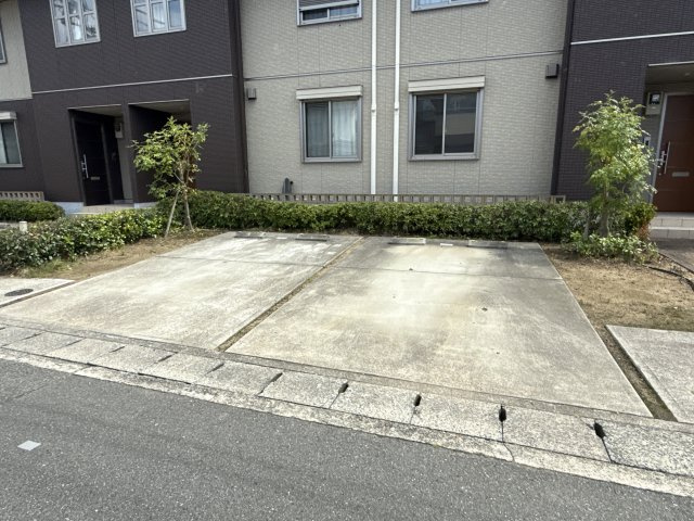 サンハイツ大谷の駐車場