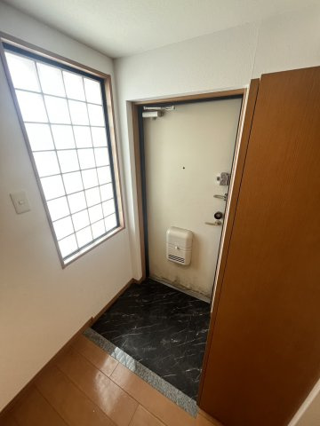 【玄関】