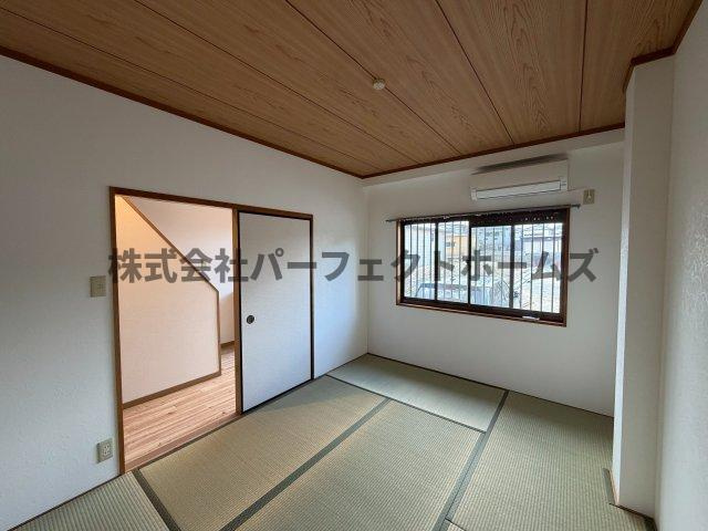 松井ハイツの和室|明るい和室です