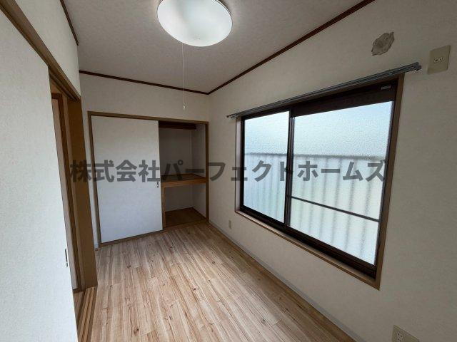 松井ハイツの洋室|個人の部屋や寝室として使える洋室です