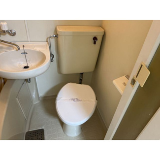 【トイレ】 | メゾンクレセール | シンプルで使いやすいトイレです