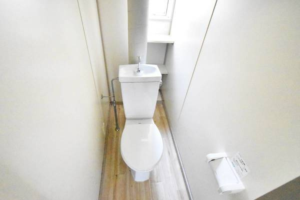 ビレッジハウスしばたや1号棟のトイレ|ビレッジハウスの同一物件・同一タイプの間取りの写真です