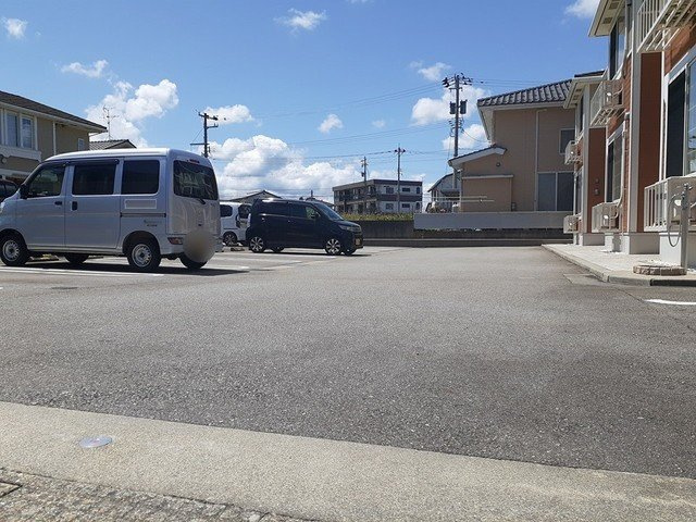 ヴィントプラッツⅡの駐車場|駐車場です