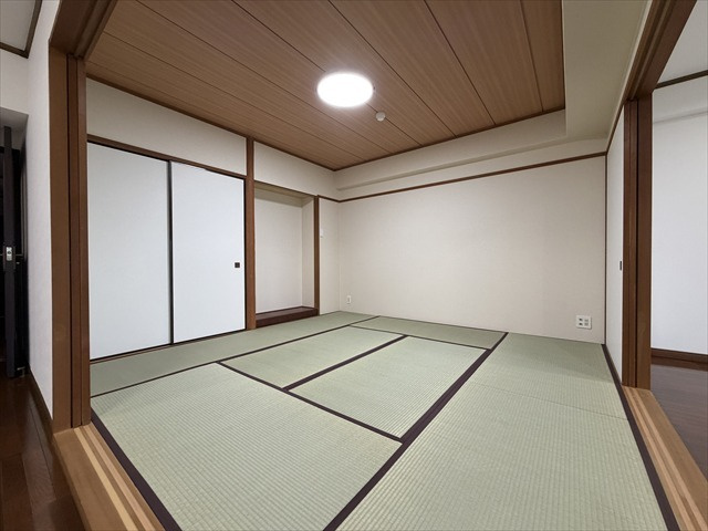 海を望むリフォーム済みマンション　ロワジール川奈の和室