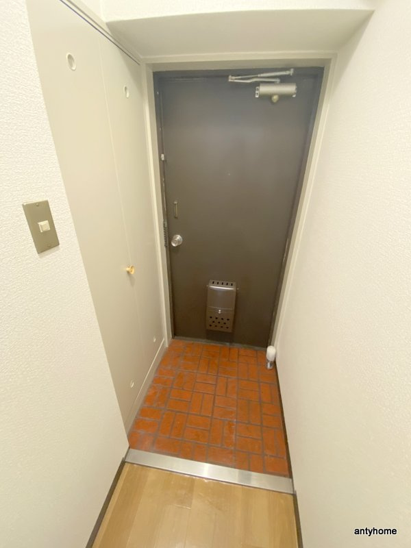 ネオハイツ内本町　仲介手数料無料の玄関