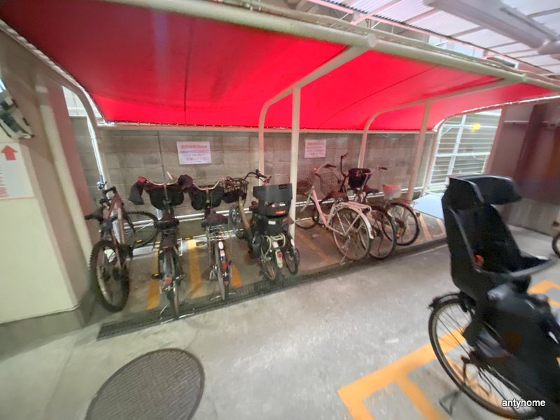 ネオハイツ内本町　仲介手数料無料の駐車場