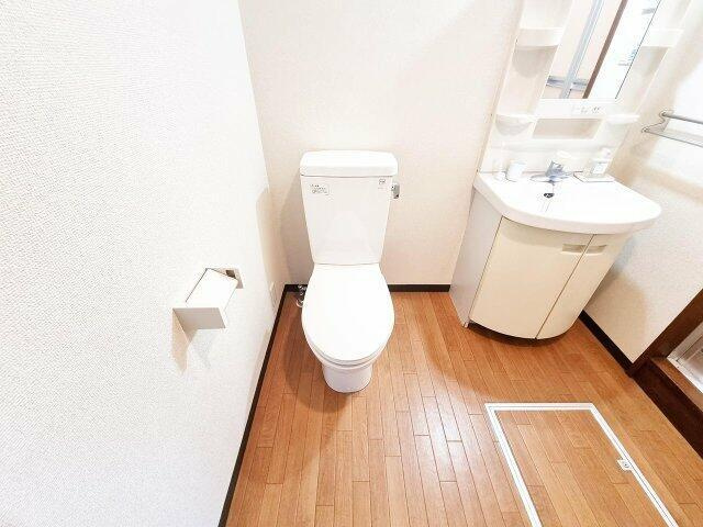 マストライフ目黒南のトイレ|コンパクトで使いやすいトイレです